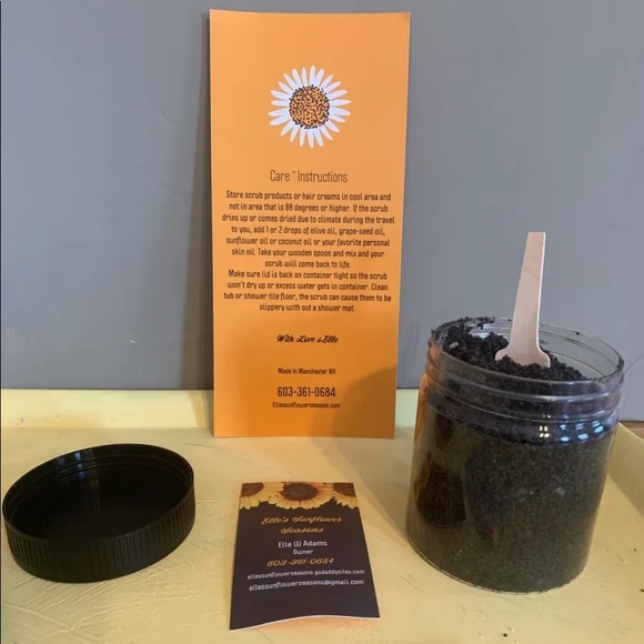 Activated Charcoal Sugar Scrub - Picture 2 of 2